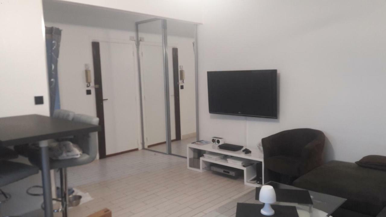 T2 Hippodrome Appartement Cagnes-sur-Mer Buitenkant foto
